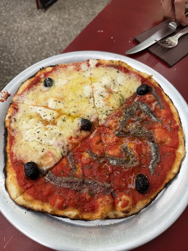 Restaurant Bistrot Quàsi à Eygalières, France