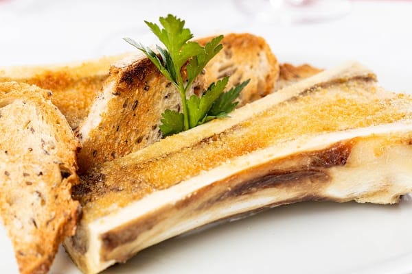 Restaurant Bleue Blanche Rouge à Versailles, France