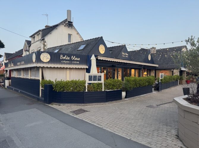 Restaurant Bolee bleue à Carnac, France