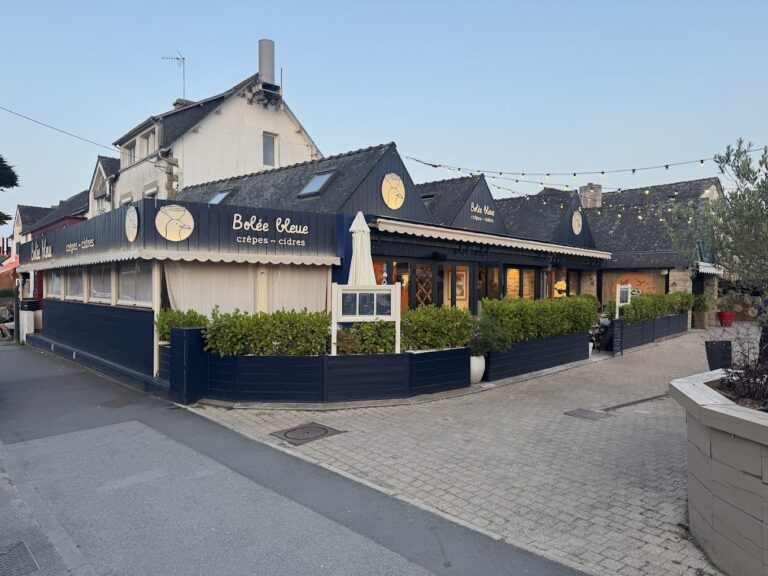 Restaurant Bolee bleue à Carnac, France
