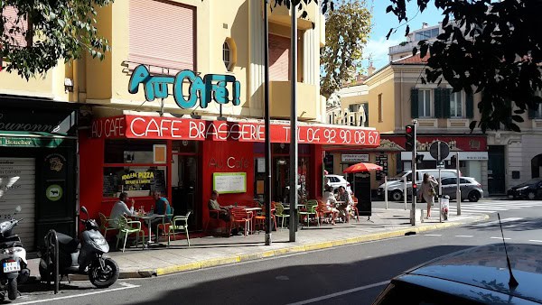 Restaurant Brasserie au café à Antibes, France