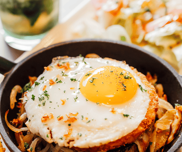 Restaurant Brasserie Cosmopolitan Melun à Vert-Saint-Denis, France