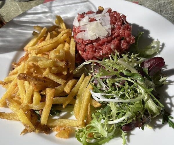 Restaurant Brasserie du cours à Cagnes-sur-Mer, France