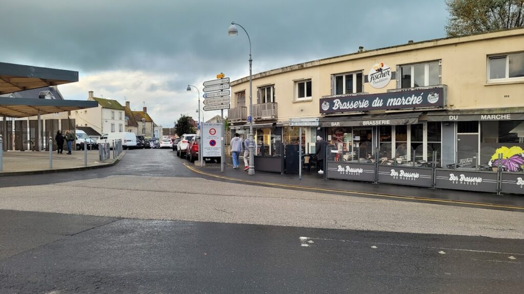 Restaurant Brasserie du Marché à Courseulles-sur-Mer, France