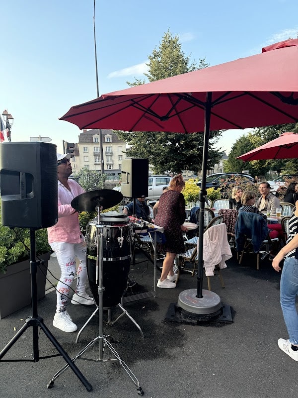 Restaurant Brasserie du Pont à Melun, France