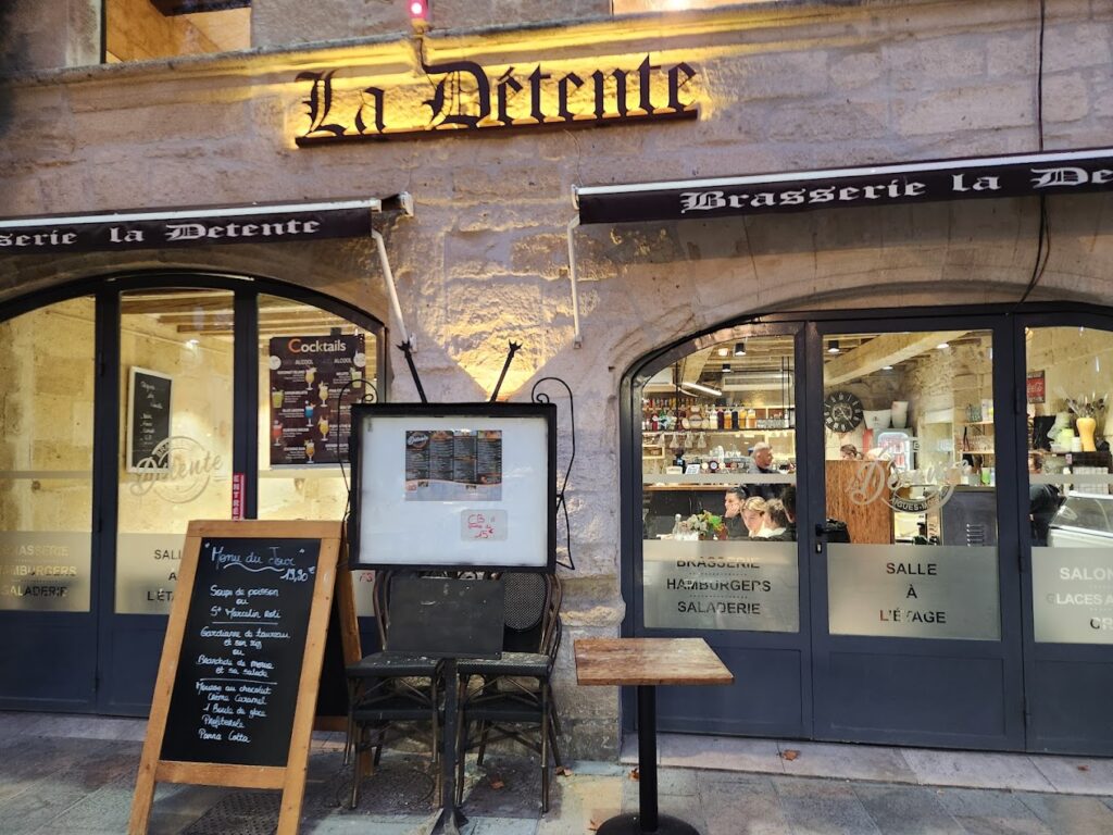 Restaurant Brasserie La Détente à Aigues-Mortes, France