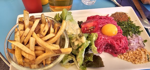 Restaurant Brasserie Le Front Populaire à Saint-Denis, France