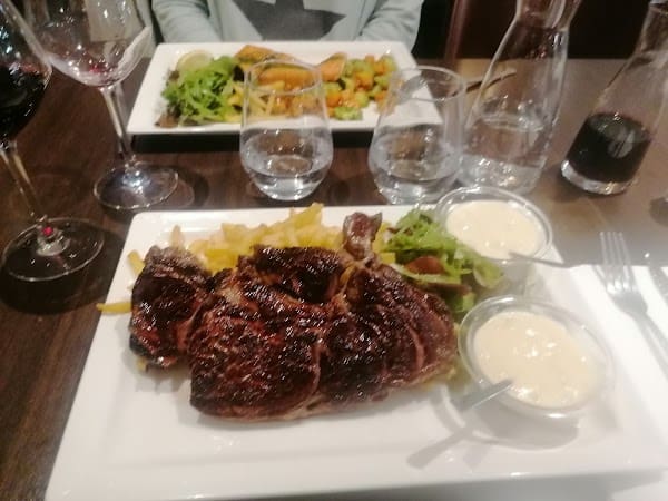 Brasserie Le Square…restaurant à Le Cannet, France