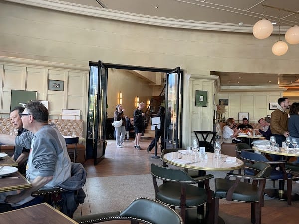 Restaurant Brasserie Rosalie à Chessy, France