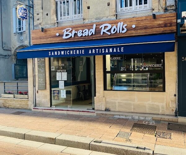 Restaurant Bread Rolls à Bayeux, France