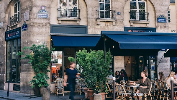 Restaurant BREIZH Café Odéon | La Crêpe Autrement à Paris, France