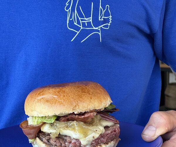 Restaurant Bronzette Brunch & Burgers à Lacanau, France