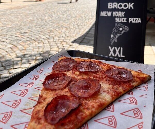 Restaurant BROOK | Slice pizza à Rennes, France