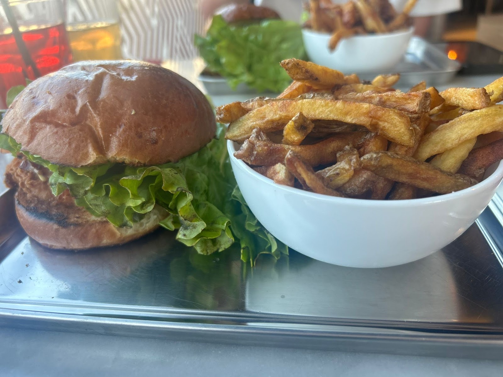 Restaurant Burgers de Charlie change de nom et devient “The Bun Theory” à Melun, France — photo 3