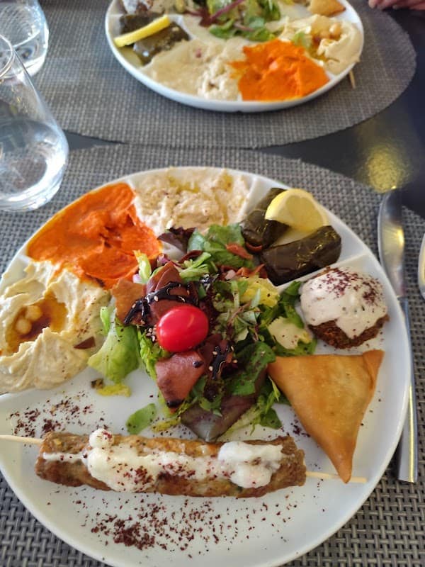 Restaurant By Sam – Traiteur Libanais à Compiègne (60) à Compiègne, France