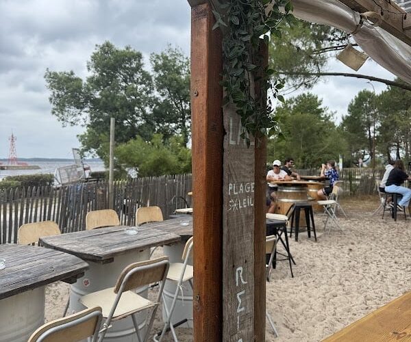 Restaurant Cabane N°1 à Lacanau, France