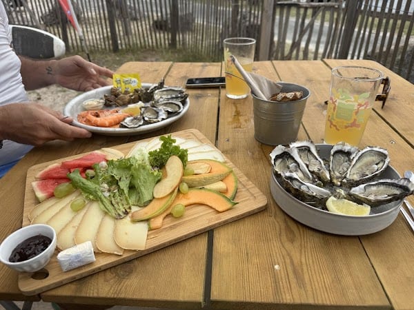 Restaurant Cabane N°1 à Lacanau, France