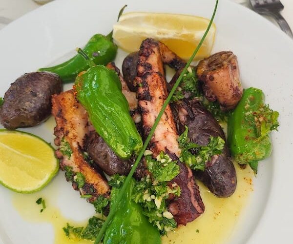 Restaurant Café Brasserie Le République à Pessac, France