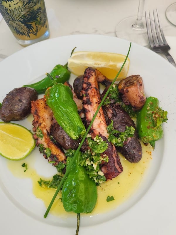 Restaurant Café Brasserie Le République à Pessac, France