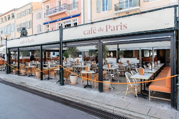 Restaurant Café de Paris Saint-Tropez – Brasserie Française à Saint-Tropez, France