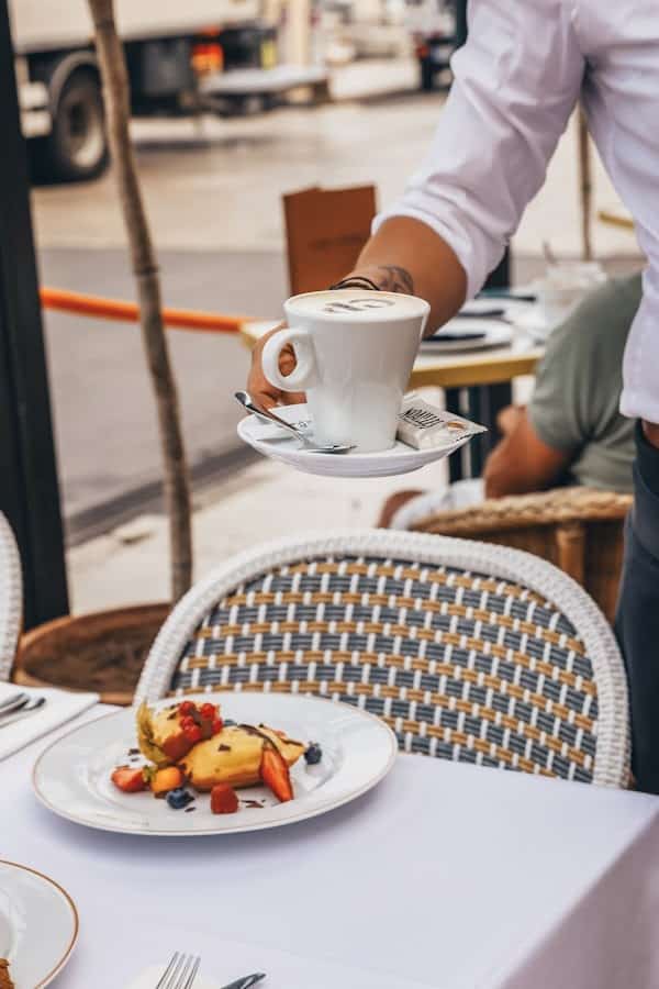 Restaurant Café de Paris Saint-Tropez – Brasserie Française à Saint-Tropez, France