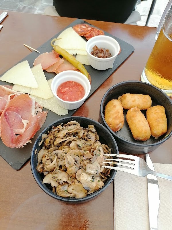 Restaurant Cañas y Tapas à Serris, France