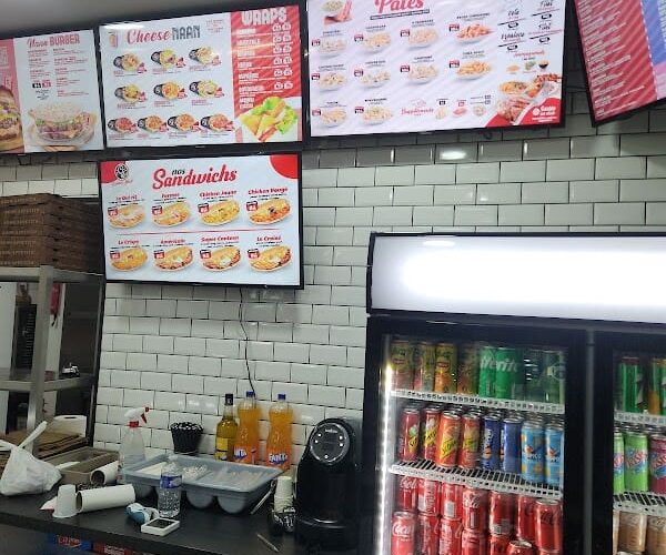 Restaurant Canteen Street Clichy-sous-Bois à Clichy-sous-Bois, France