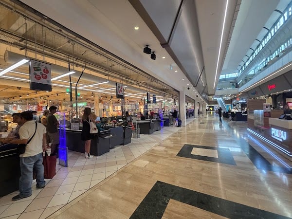 Restaurant Centre Commercial Val d’Europe à Serris, France