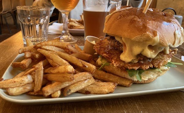 Restaurant Chez Justine et Quentin à Honfleur, France
