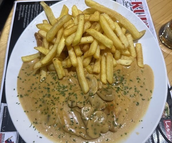 Restaurant Chez Kuky à Étival-Clairefontaine, France