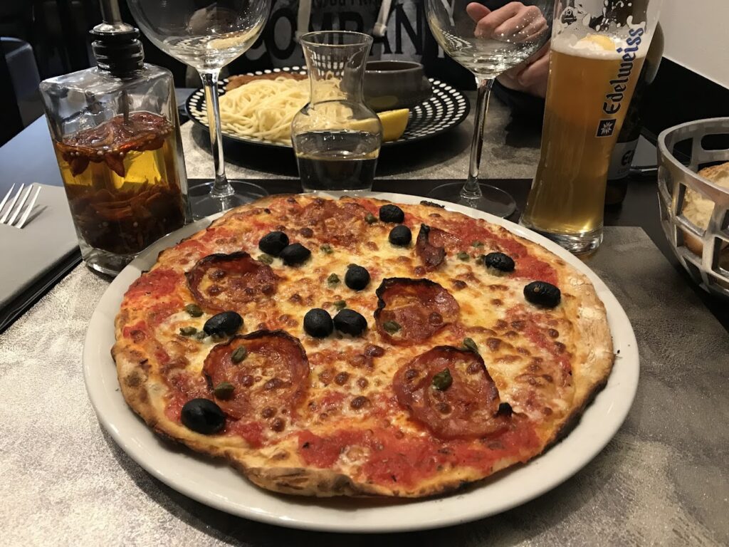 Restaurant CHEZ PAVA à Metz, France