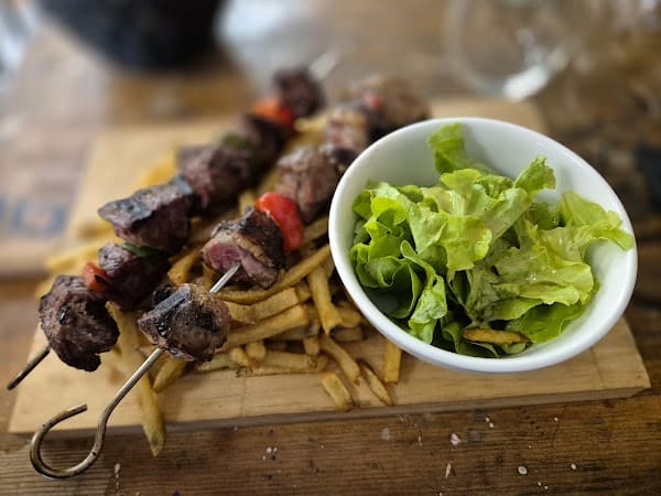 Restaurant Chez Tasta à Le Grau-du-Roi, France