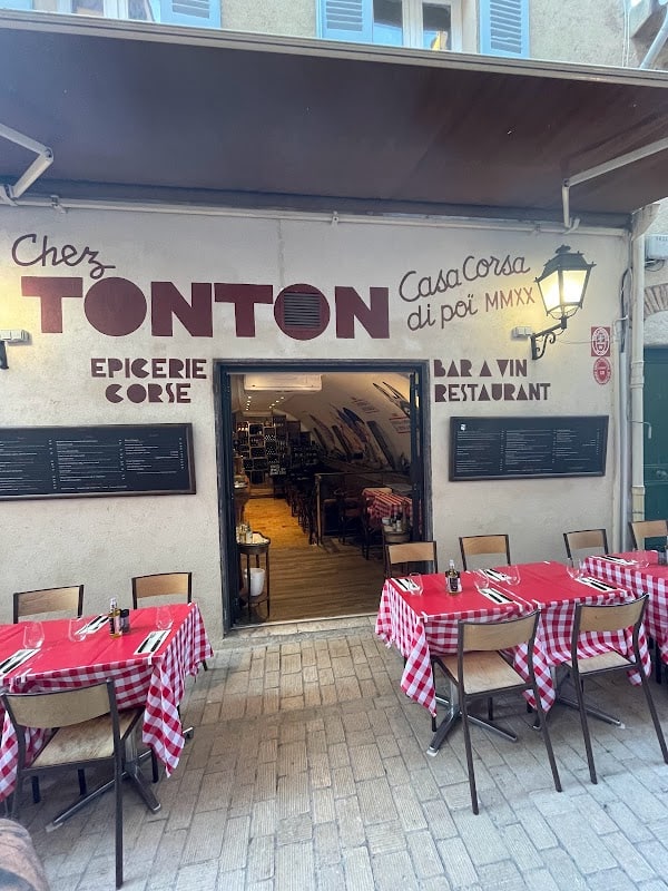 Restaurant Chez Tonton casa corsa à Saint-Tropez, France