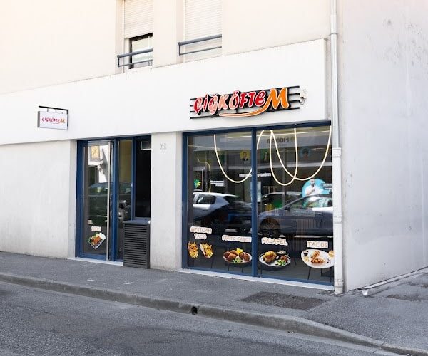 Restaurant cigkoftem cluses à Cluses, France