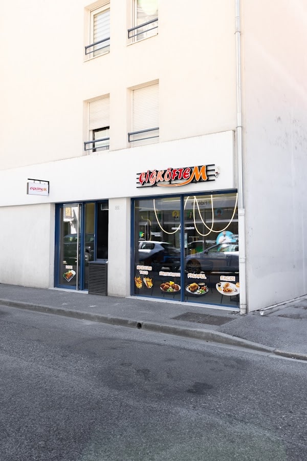 Restaurant cigkoftem cluses à Cluses, France