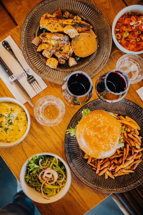 Restaurant Cocorico le French Pub à Colomiers, France