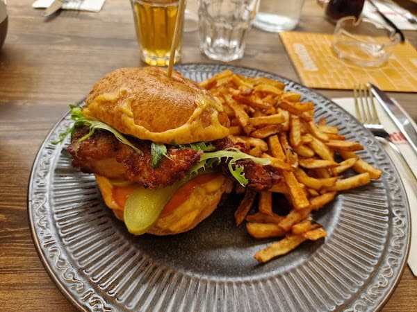 Restaurant Cocorico le French Pub à Colomiers, France