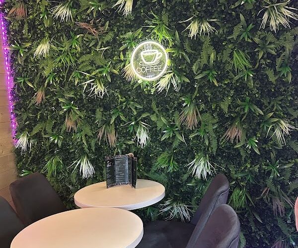 Restaurant Coffee & Tea à Courseulles-sur-Mer, France