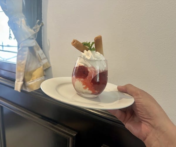 Restaurant Comme Chez Vous-L Emaillerie à Saint-Denis, France