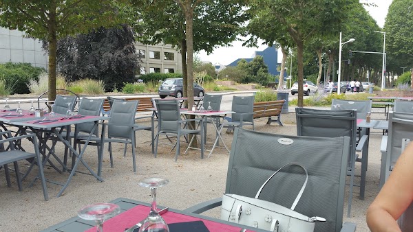 Restaurant Côté Terre Et Mer à Évreux, France