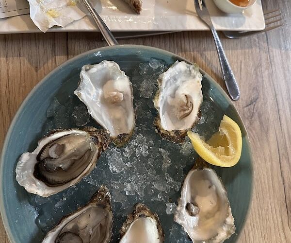 Restaurant Côté Terre Et Mer à Évreux, France