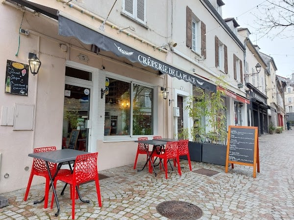 Restaurant Crêperie de la place à Melun, France