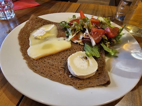 Restaurant Crêperie Paris La Sarrasine à Paris, France