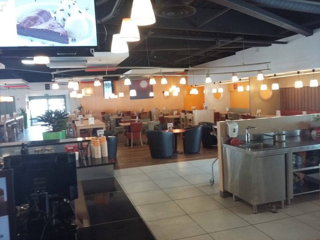 Crescendo Restaurant à Cluses, France