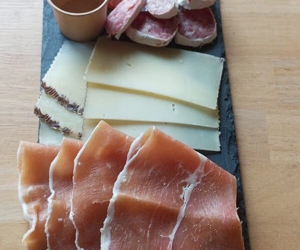 Restaurant Dans le Même Bateau ( DLMB ) à Le Barcarès, France