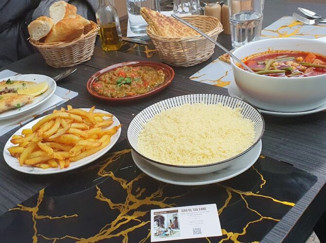 Restaurant DAR EL SOLTANE à Vitry-sur-Seine, France