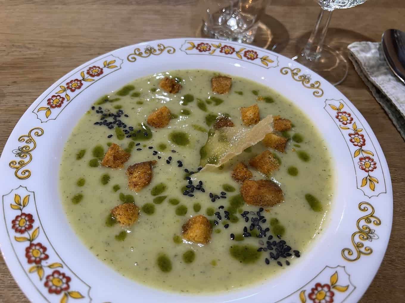 Restaurant De l’assiette au grenier à Albi, France