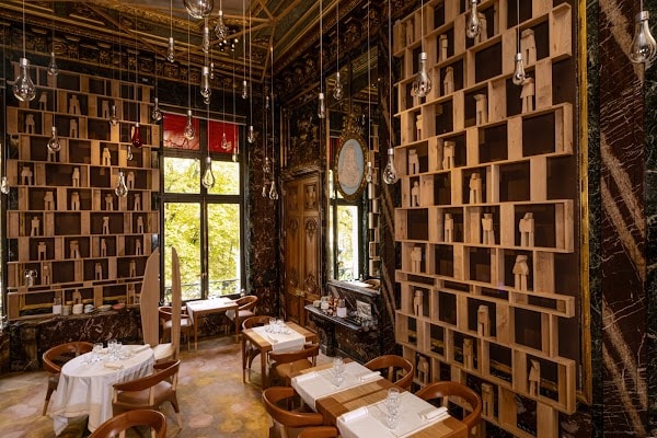 Restaurant Ducasse Baccarat à Paris, France