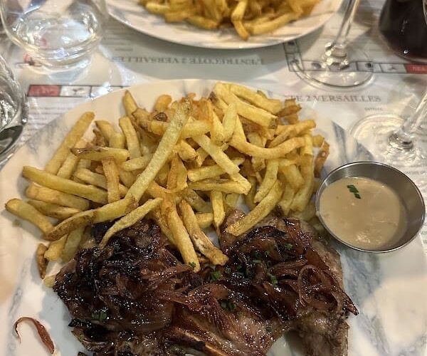 Restaurant E2V à Versailles, France