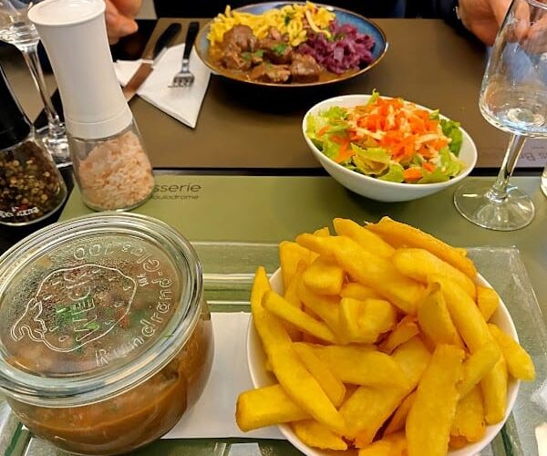 Restaurant Eis Brasserie Boulodrome SC à Sanem, Luxembourg